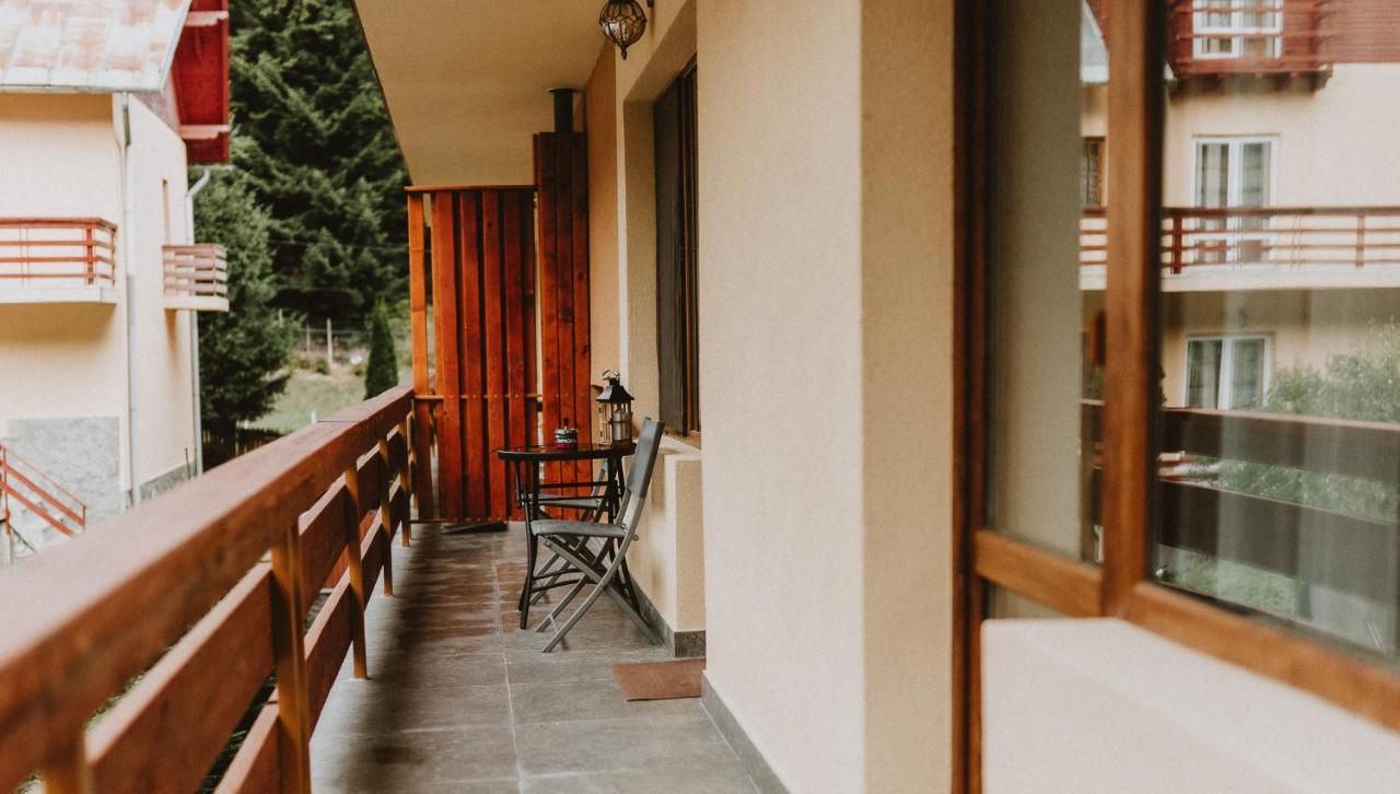 Apartament Eric, Buşteni Exterior foto